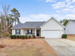 432 Bramblegate Rd, Hope Mills, NC 28348