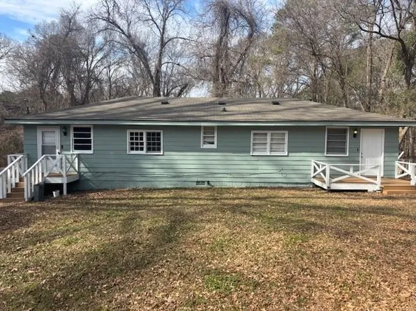 1417 Wesley St, Oxford, GA 30054