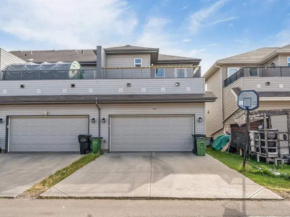 1410 26th Ave NW, Edmonton, AB T6T 0W1