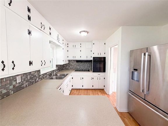 2nd image of 12904 E 54th St