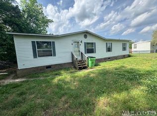 104 March Dr, Roanoke Rapids, NC 27870