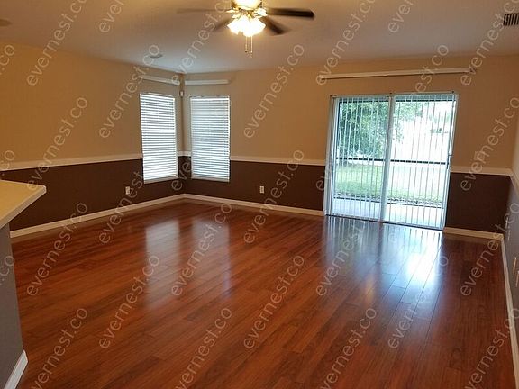 5th image of 11824 Autumn Creek Dr