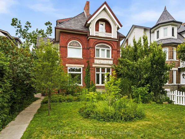 178 High Park Ave, Toronto, ON M6P 2S4