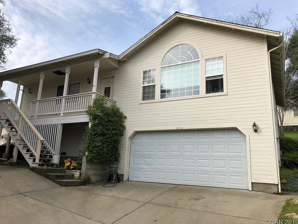 1st image of 1040 Highland Aly