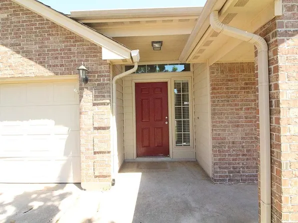 2404 Rookhaven Ln, Yukon, OK 73099