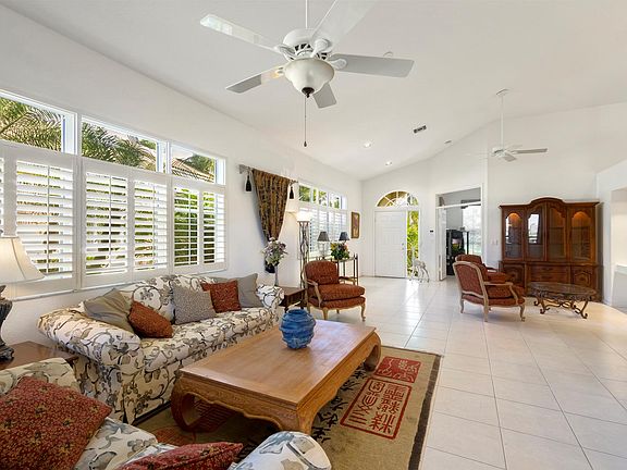 5th image of 6915 Cairnwell Dr