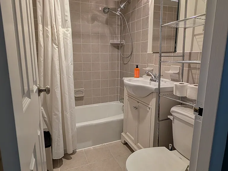 2500 N Van Dorn St #1028 — Photo 31
