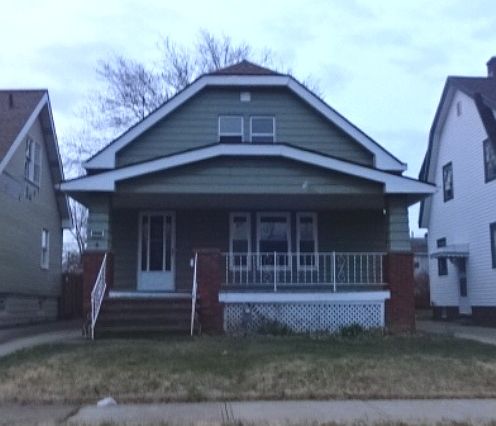1st image of 7711 Theota Ave