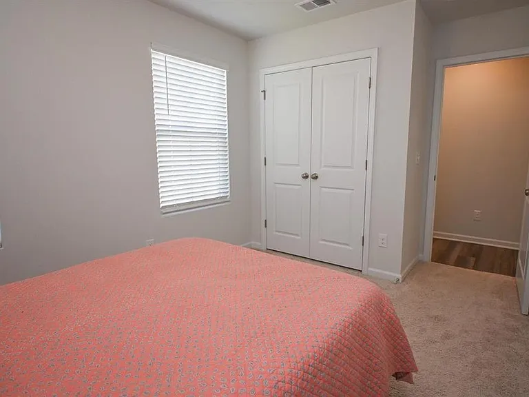 552 Kingfisher Ct — Photo 20