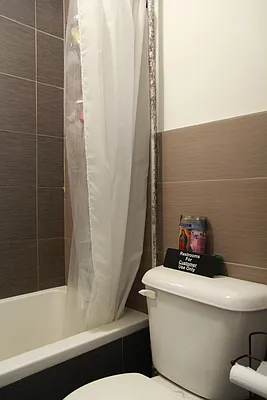 Rented by Rennit Inc. | media 8