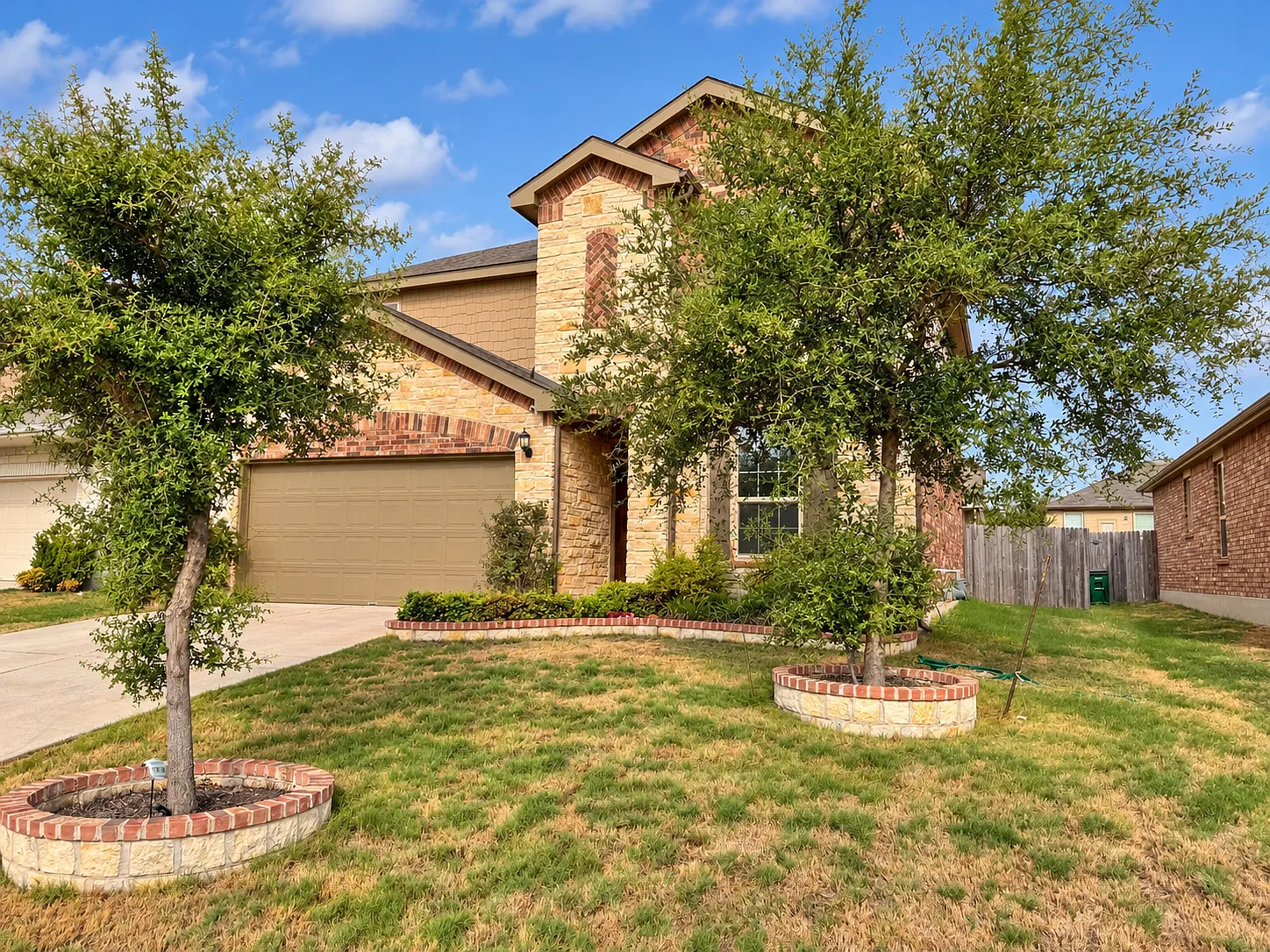 3 bed, 2142 sqft, $2,250 — Photo 3