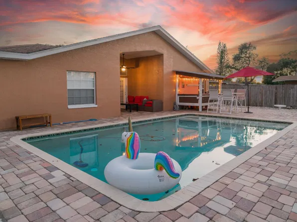 6515 34th Ave N, Saint Petersburg, FL 33710
