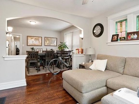 3rd image of 4459 Russell Blvd APT 2E