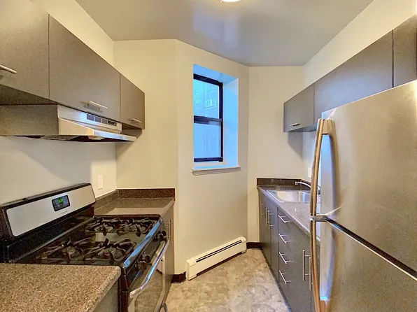 1509 Lexington Avenue image 6 of 23