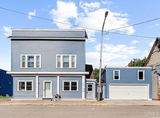 208 S 2nd St, Ishpeming, MI 49849