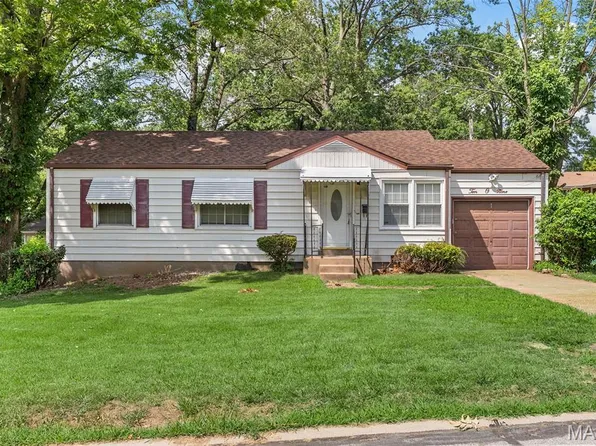 1009 Roxton Dr, Saint Louis, MO 63137