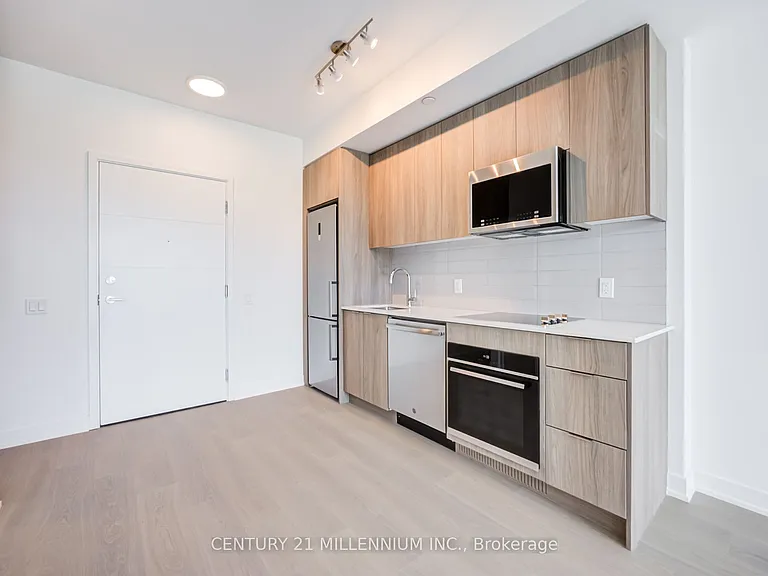 20 Deans Dr #415 — Photo 10