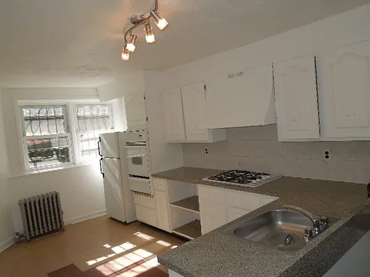 Rented by Marjorie Thompson, LREB | media 3