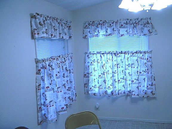 2nd image of 11131 Corey Ln NE