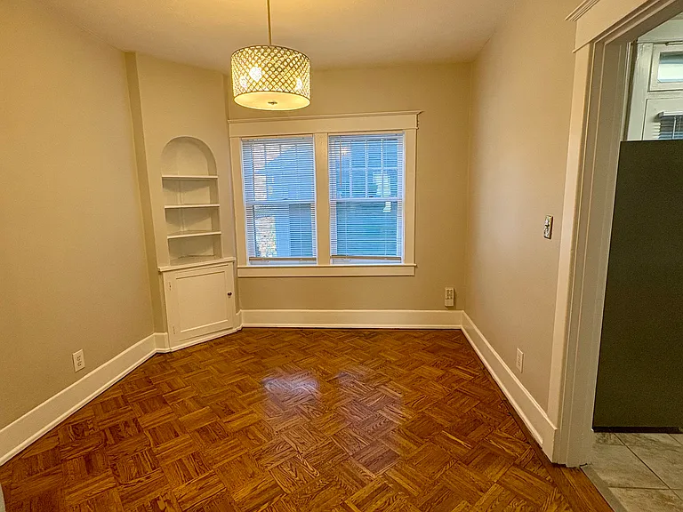 1115 Ray Ave — Photo 7