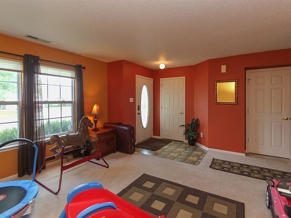 3rd image of 3350 Pavetto Ln