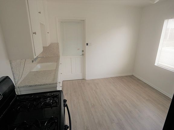 3rd image of 3828 Udall St