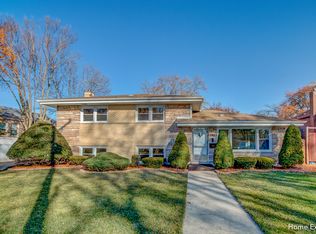 4158 W 107th St, Oak Lawn, IL 60453