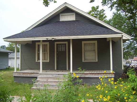 2nd image of 602 S Bradford St