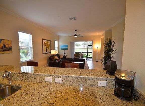 4th image of 26325 Stonewall Ln