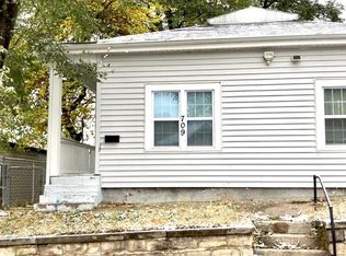 709 Powell St, Saint Joseph, MO 64501