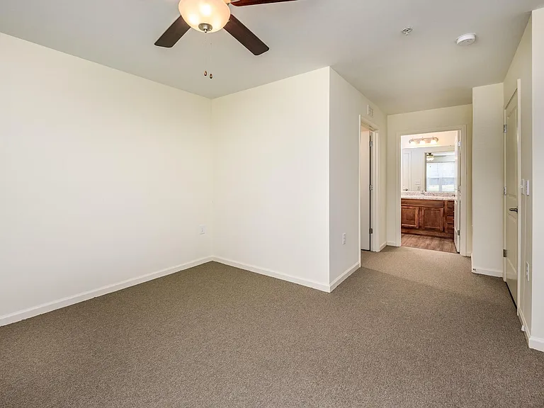 The Residence at Northgate — Photo 46