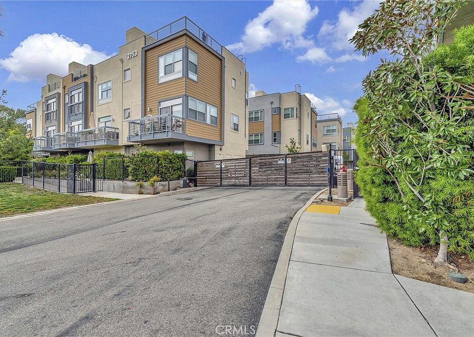 2753 Waverly Dr APT 102, Los Angeles, CA 90039 | Zillow