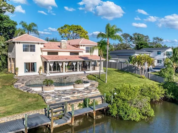 7300 Cove Ter, Sarasota, FL 34231