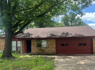 506 Charles Ln, Terrell, TX 75160