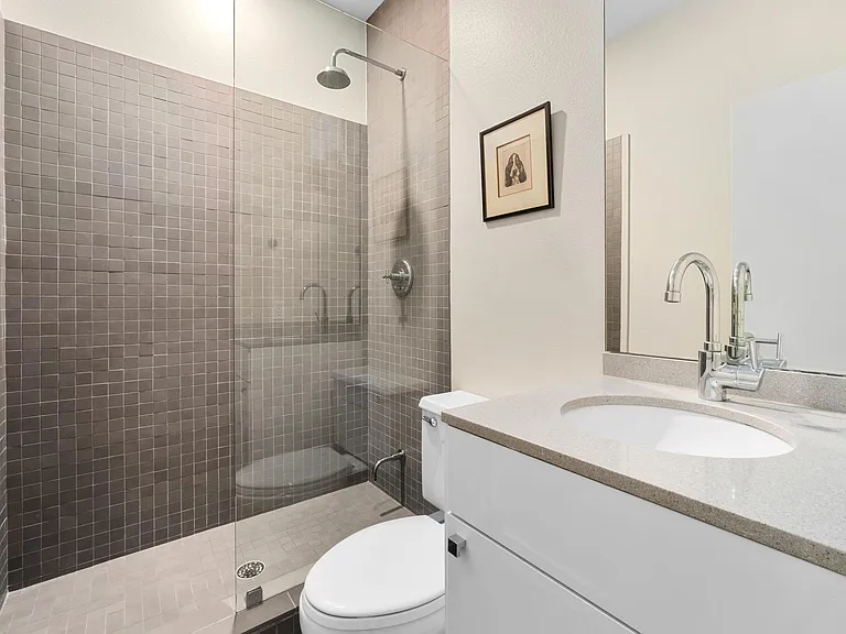 3718 Bridle Path — Photo 21