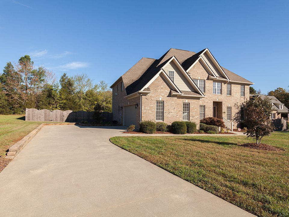 2nd image of 4419 Cornerstone Dr
