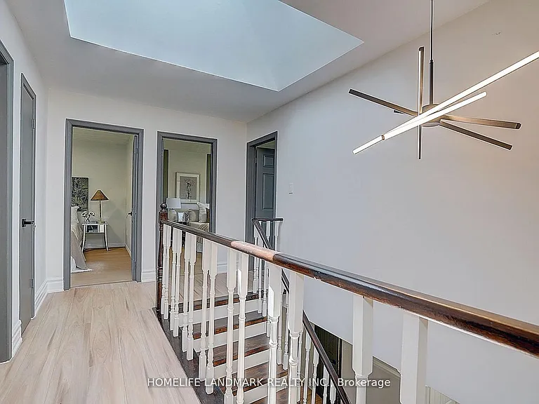 20573 Yonge St — Photo 30