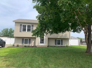 53 Beatrice St, Westerly, RI 02891