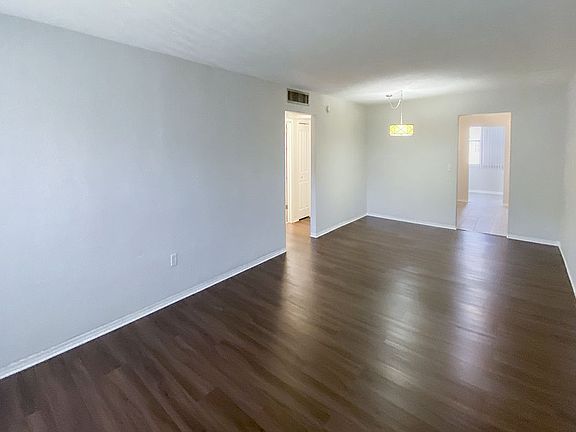 4th image of 5150 10th Ave N APT 210