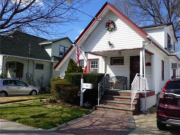 2nd image of 11 Beverly Ave