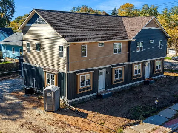 1308 E Walnut St, Green Bay, WI 54301