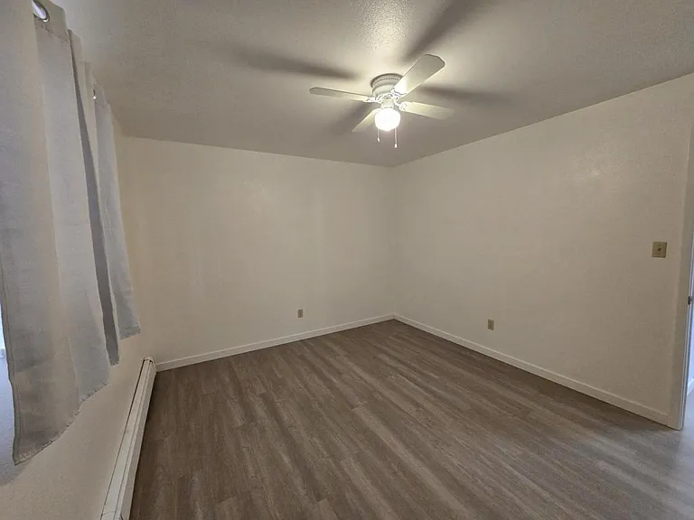 725 Macon Ave #4 — Photo 17