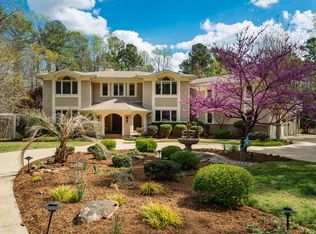 801 Oxbow Crossing Rd, Chapel Hill, NC 27516