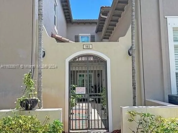 901 SW 146th Ter #901, Hollywood, FL 33027