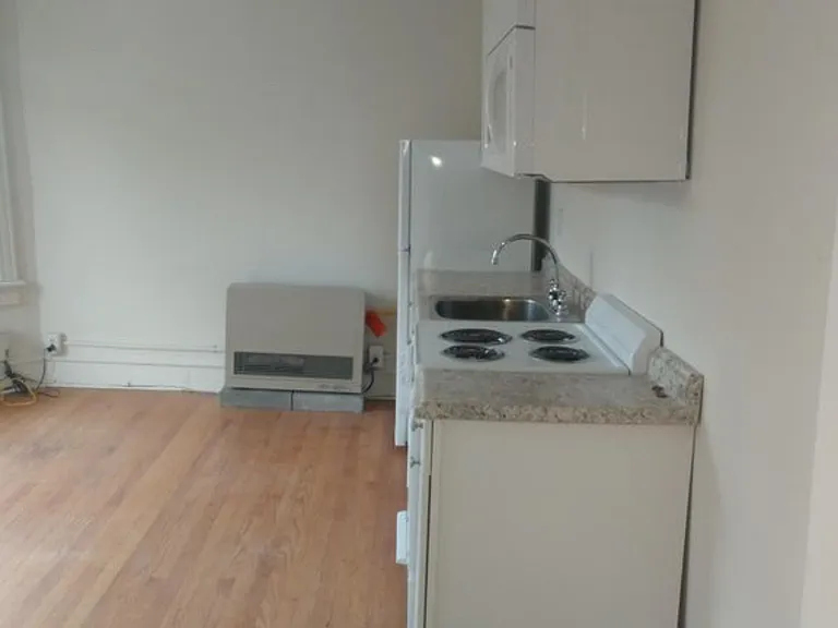 205 Church St #11 — Photo 8