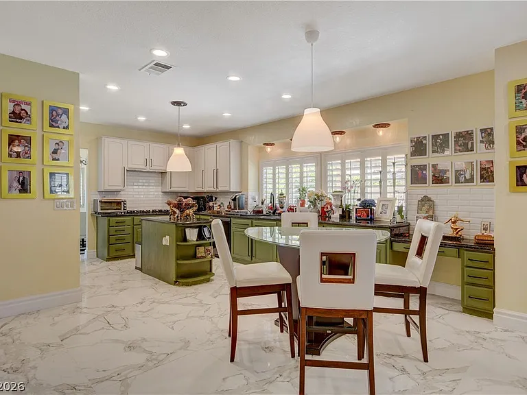 7613 Hackensack Ct — Photo 10