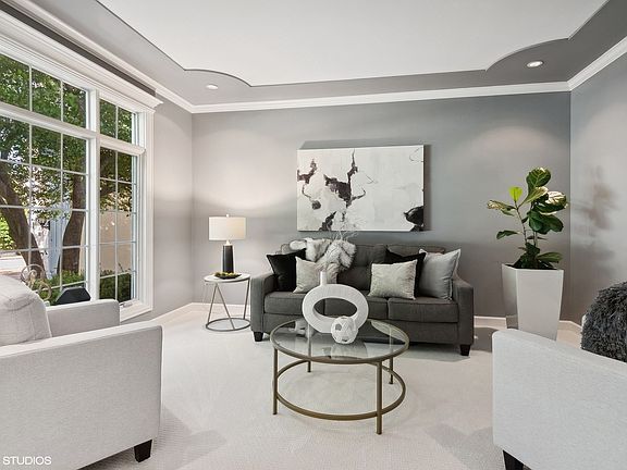 3rd image of 3304 Scottsdale Ct