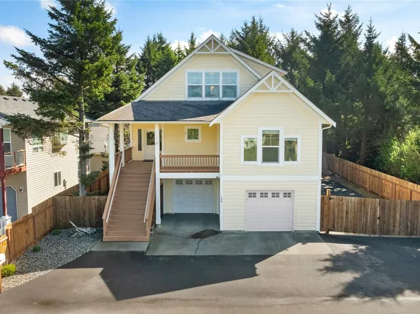 190 Ocean Shores Boulevard SW, Ocean Shores, WA 98569