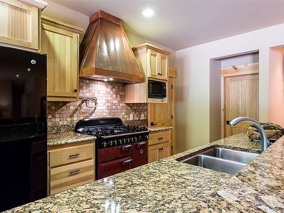 4th image of 117 Fox Peak Dr