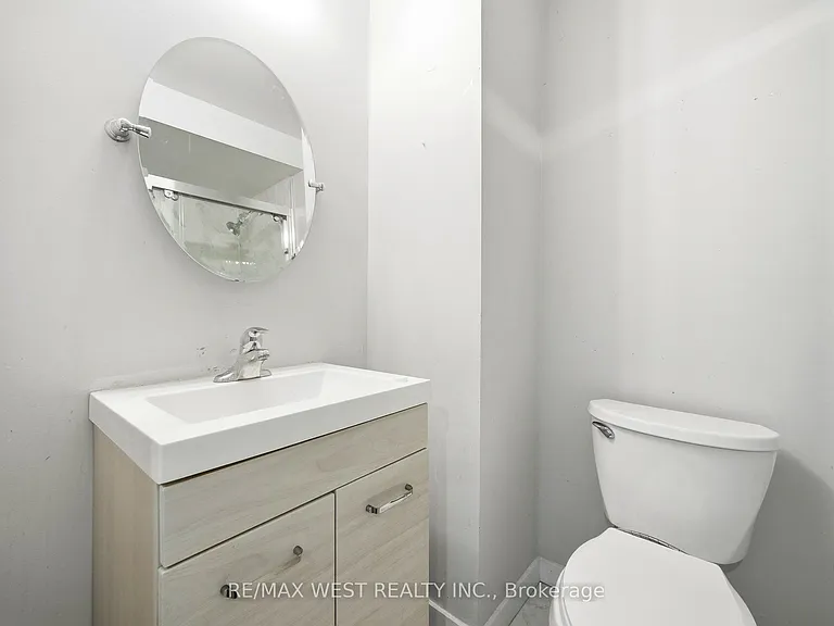 26 Hines St — Photo 46
